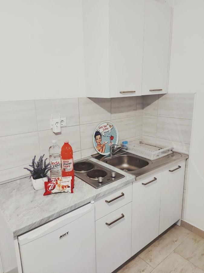 Apartmani Butigan-Tiha Luka نيوم المظهر الخارجي الصورة