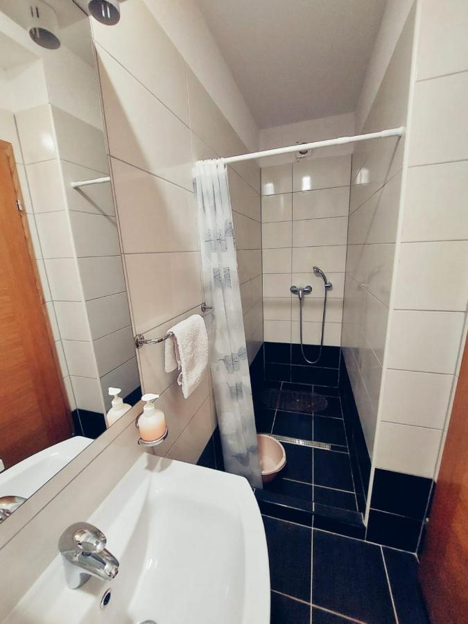 Apartmani Butigan-Tiha Luka نيوم المظهر الخارجي الصورة