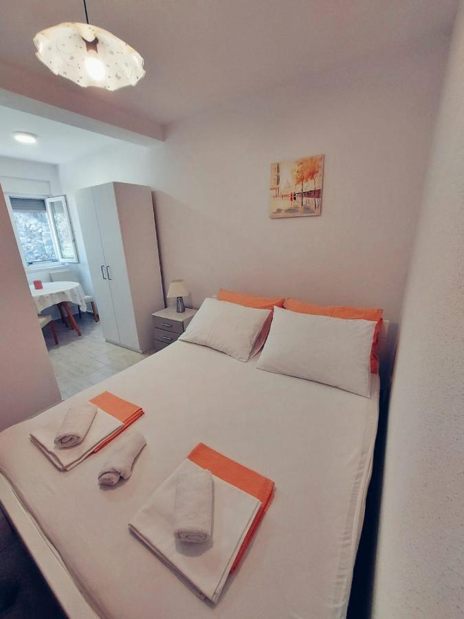 Apartmani Butigan-Tiha Luka نيوم المظهر الخارجي الصورة