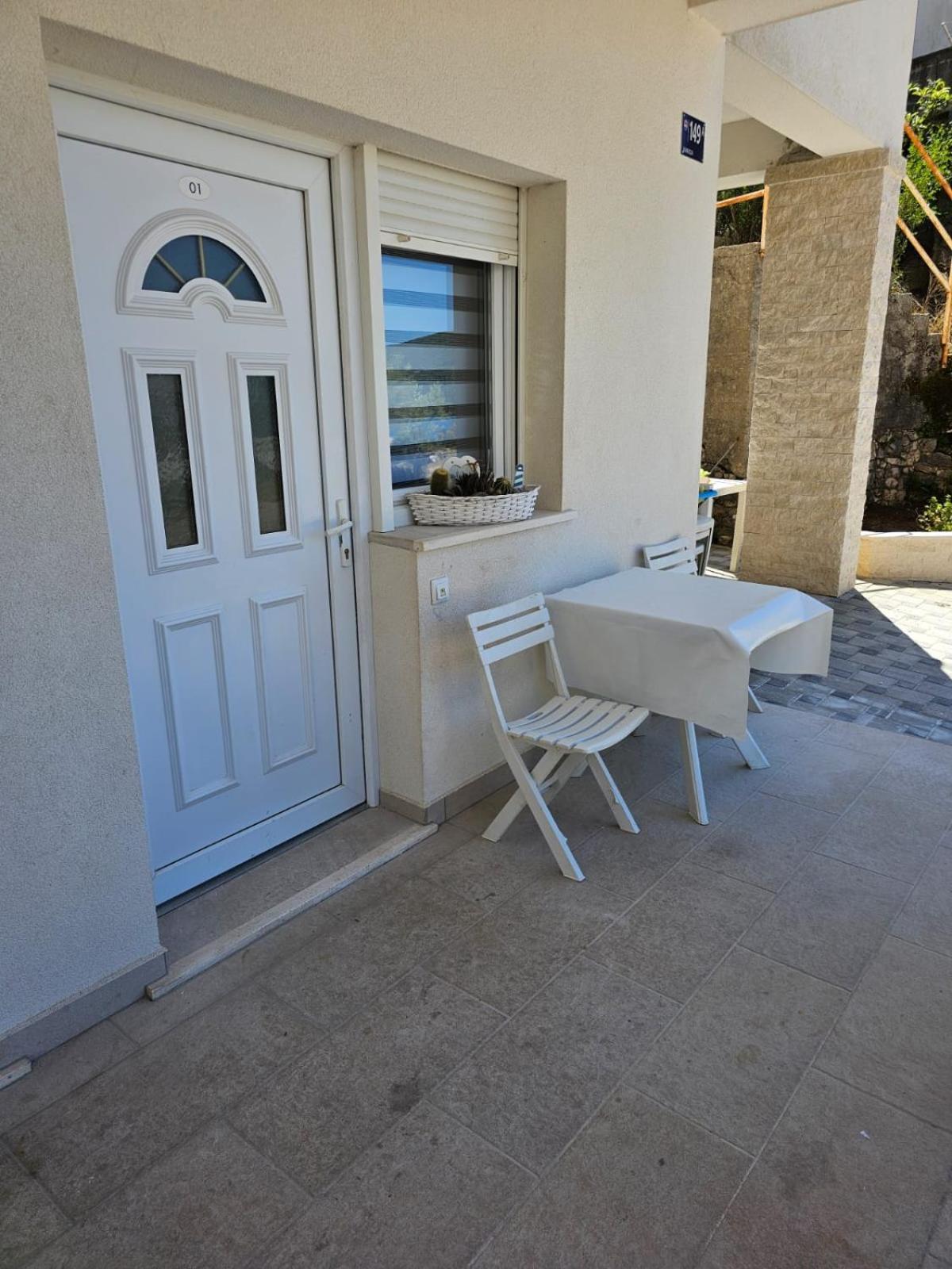 Apartmani Butigan-Tiha Luka نيوم المظهر الخارجي الصورة