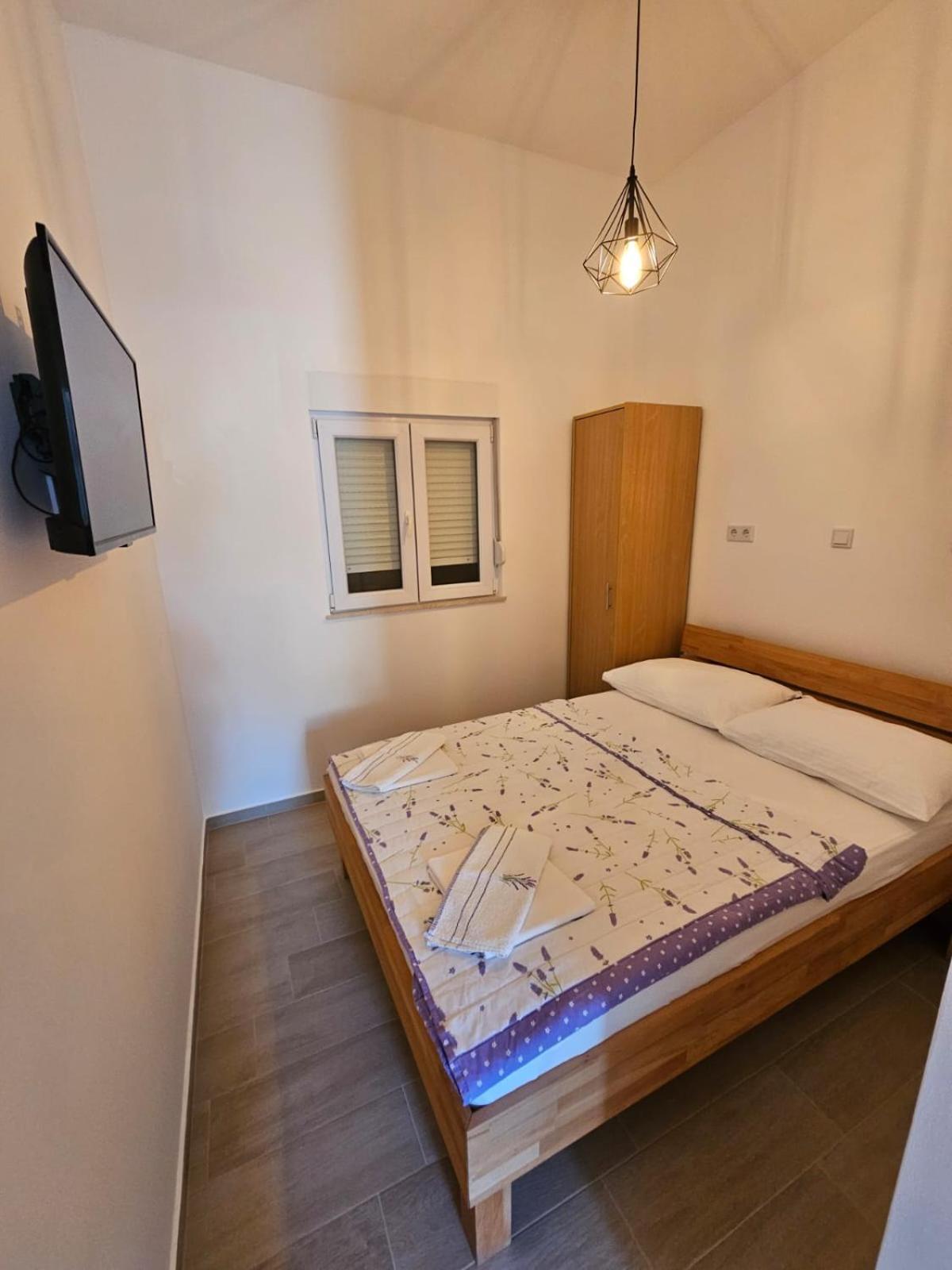 Apartmani Butigan-Tiha Luka نيوم المظهر الخارجي الصورة