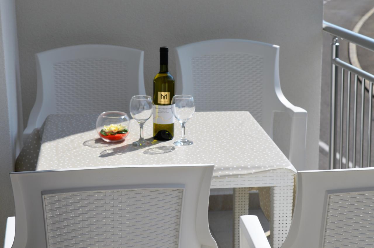 Apartmani Butigan-Tiha Luka نيوم المظهر الخارجي الصورة