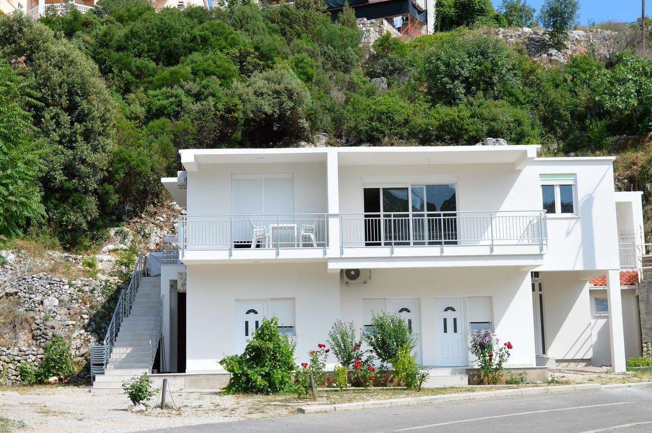 Apartmani Butigan-Tiha Luka نيوم المظهر الخارجي الصورة